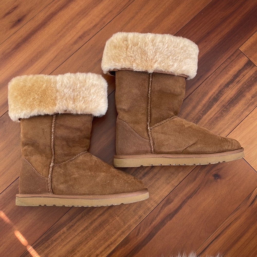 Cozie Steps Genuine sheepskin boots 7
